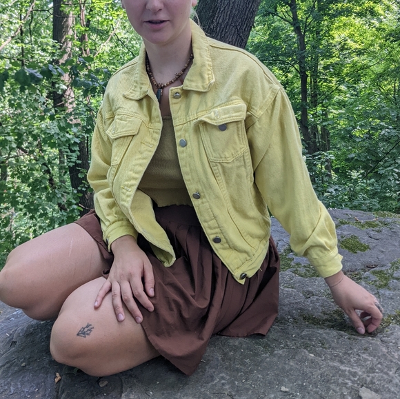 HAND EMBROIDERED YELLOW RAINBOW PYRAMID JEAN JACKET - Picture 3 of 3